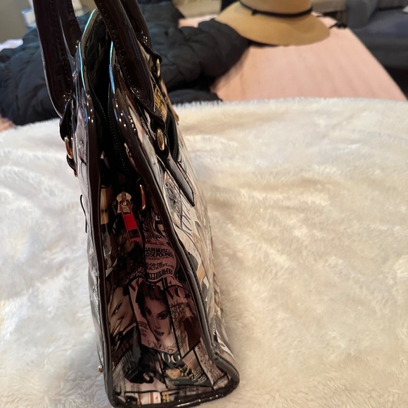 Magazine purse
